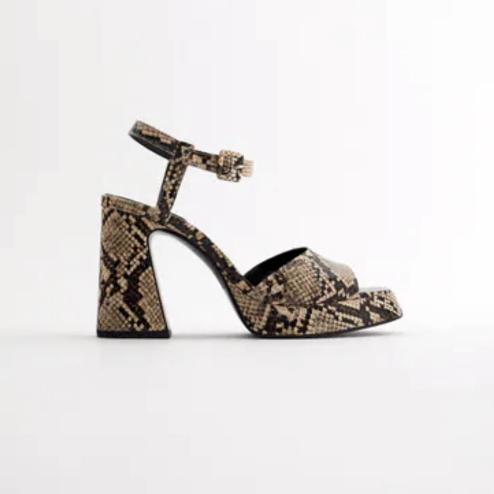 NWT Zara Animal Print High Heel Platform Sandals